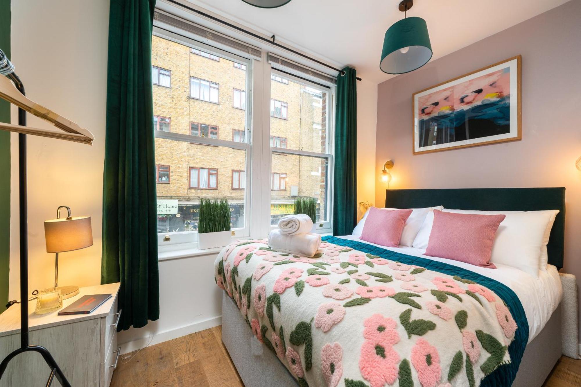 1Br Stylish Flat By Hostarahomes, Near Liverpool Street, Prime London Location, Sleeps Up To 4 Londres Exterior foto